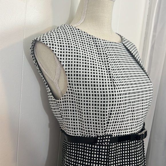 NWOT Calvin Klein Belted Houndstooth Sheath Dress Size 4 - Picture 7 of 13
